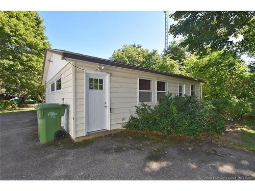 242 Highland Ave, Fredericton, NB 