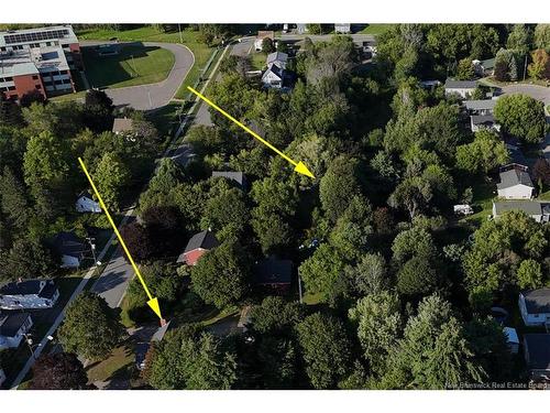 242 Highland Ave, Fredericton, NB 