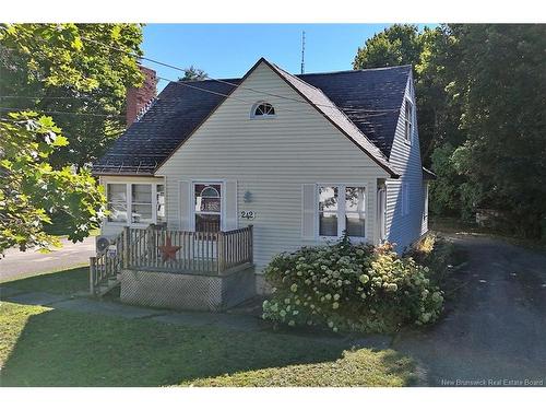 242 Highland Ave, Fredericton, NB 