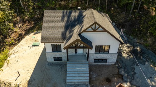 Façade - 86 Rue Du Belvédère, Saint-Hippolyte, QC 