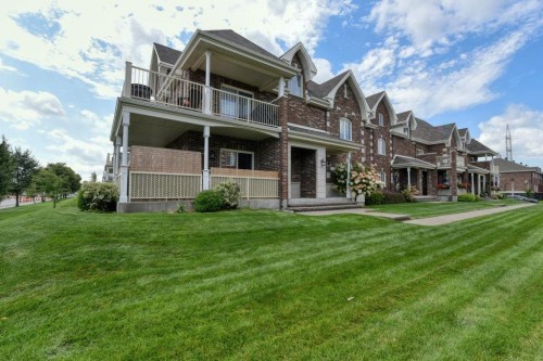 Extérieur - 331 Rue De Barcelone, Dollard-Des-Ormeaux, QC 