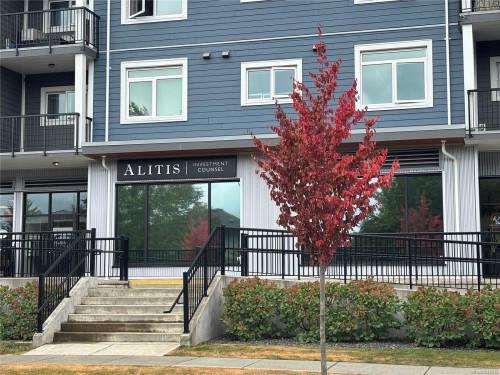 #103-695 Aspen Rd, Comox, BC 