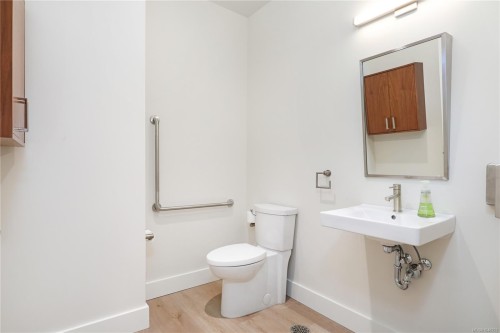 #103-695 Aspen Rd, Comox, BC 