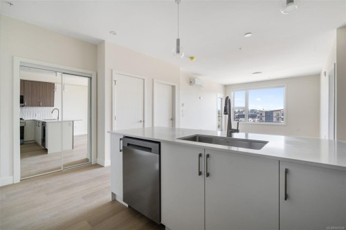 #609-777 Station Ave  Langford, BC V9B 7K5