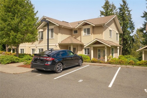 #110-830 Varsity Way, Nanaimo, BC 