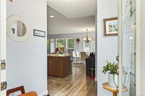 #110-830 Varsity Way, Nanaimo, BC 