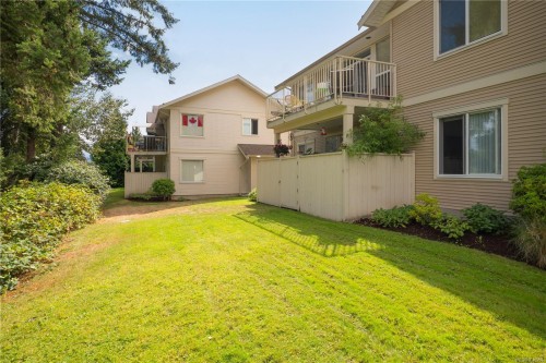 #110-830 Varsity Way, Nanaimo, BC 