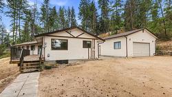 11211 Roberts Road Lake Country, BC V4V 1L5