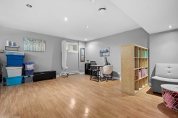 Family Room - 