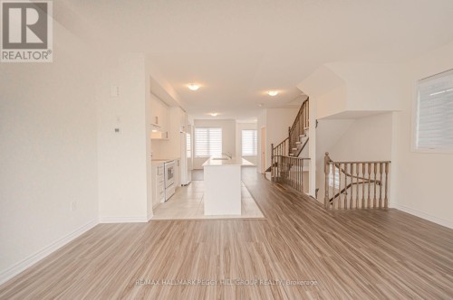 77 SHELBURNE AVENUE , Wasaga Beach, Ontario L9Z 0L2 4