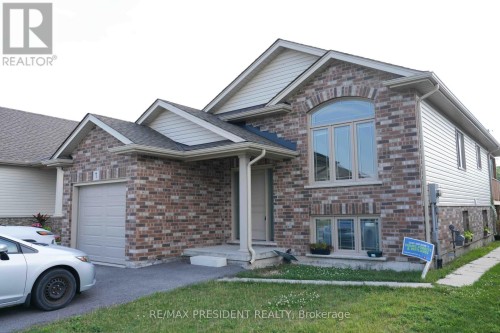 7 BERKSHIRE DRIVE  St. Catharines, ON L2M 3Y3