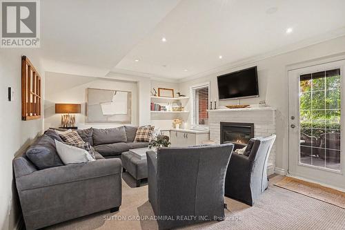 1230 Cornerbrook Place, Mississauga, ON 