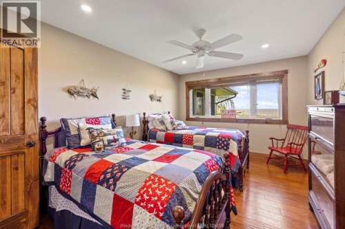 16660 Couture Beach, Lakeshore, ON 