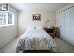Bedroom on basement level - 