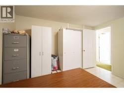Laundry room on basement level - 