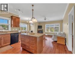 240 Wade Avenue Unit# 401 Penticton, BC V2A 1T8