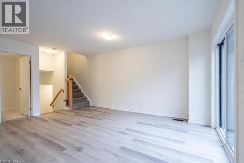 23 Dryden Lane, Hamilton, ON 