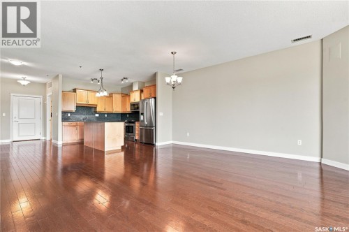 207 401 Cartwright Street, Saskatoon, SK 
