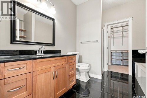 207 401 Cartwright Street, Saskatoon, SK 