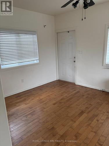 2nd floor Separate entrance - 42 North Street, St. Catharines (Downtown), ON 