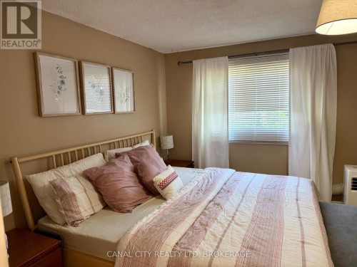 29 Baxter Crescent, Thorold (Confederation Heights), ON 