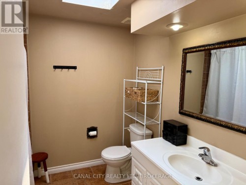 29 Baxter Crescent, Thorold (Confederation Heights), ON 