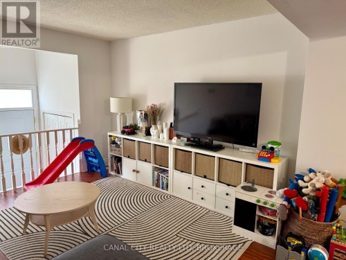 29 Baxter Crescent, Thorold (Confederation Heights), ON 