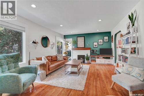 930 6Th Avenue N, Saskatoon, SK 