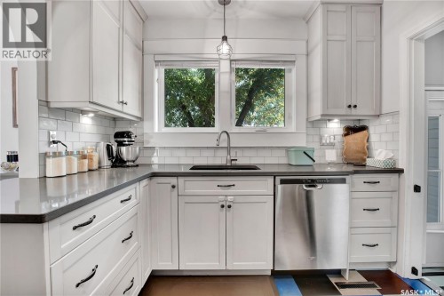 930 6Th Avenue N, Saskatoon, SK 
