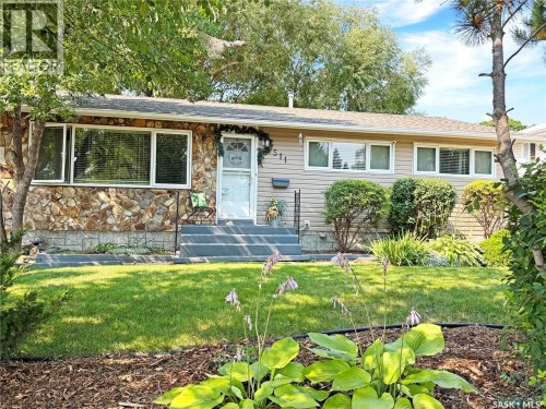 511 101st STREET  North Battleford, SK S9A 0Y5