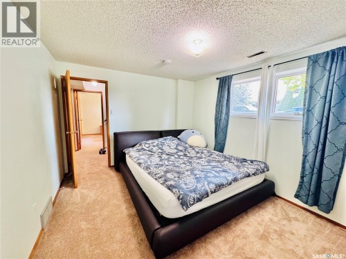 110 Arnason Crescent, Saskatoon, SK 