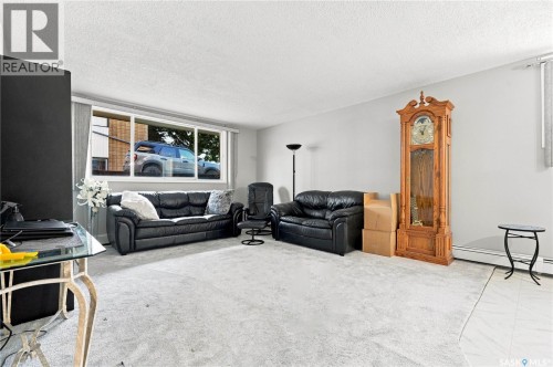 2 111 St Lawrence Crescent, Saskatoon, SK 
