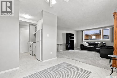 2 111 St Lawrence Crescent, Saskatoon, SK 