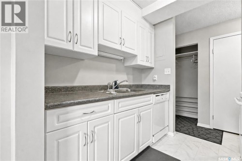 2 111 St Lawrence Crescent, Saskatoon, SK 