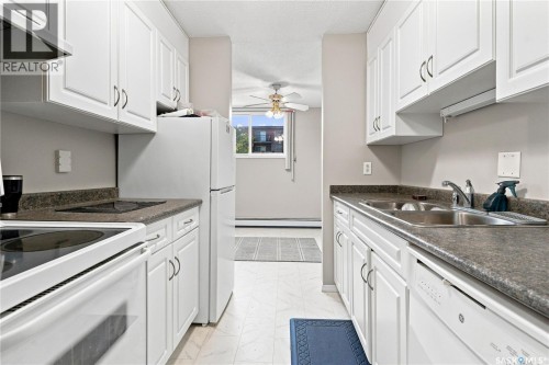 2 111 St Lawrence Crescent, Saskatoon, SK 