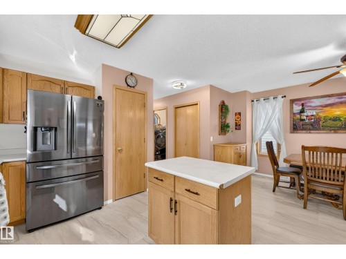 1223 Gillespie Cr Nw, Edmonton, AB 