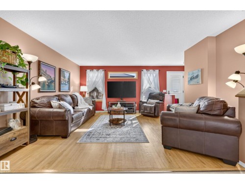 1223 Gillespie Cr Nw, Edmonton, AB 