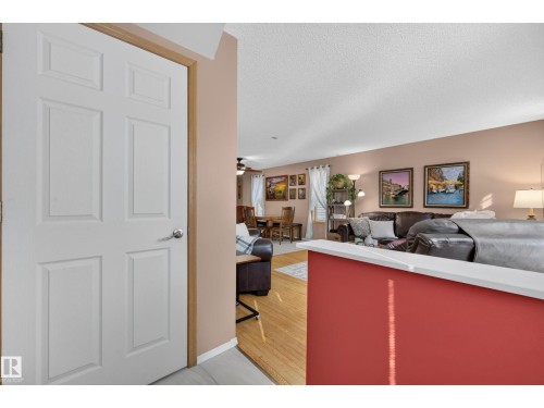 1223 Gillespie Cr Nw, Edmonton, AB 
