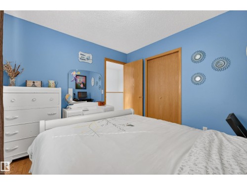 1223 Gillespie Cr Nw, Edmonton, AB 