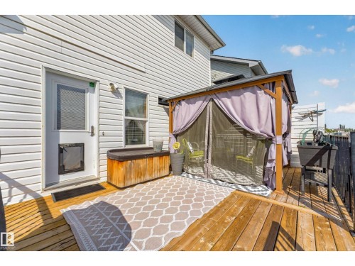 1223 Gillespie Cr Nw, Edmonton, AB 
