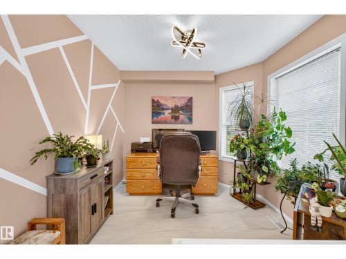 1223 Gillespie Cr Nw, Edmonton, AB 