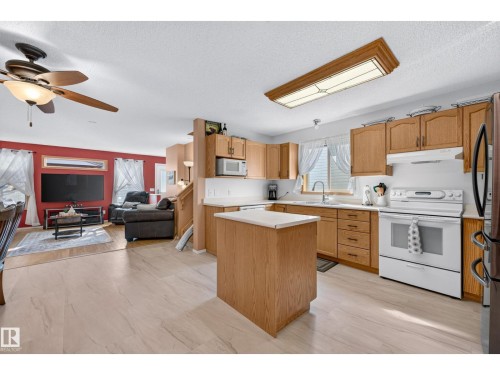 1223 Gillespie Cr Nw, Edmonton, AB 