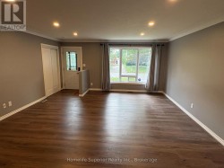 41 WHILTSHIRE DRIVE N  Brantford, ON N3R 5B1