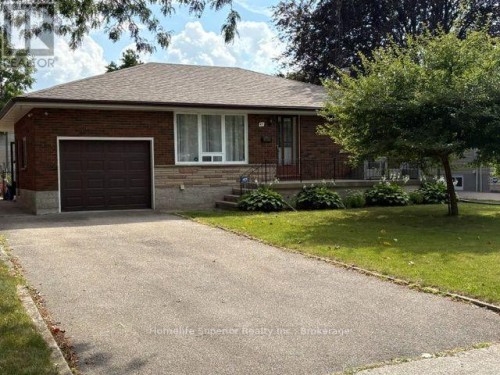 41 WHILTSHIRE DRIVE N  Brantford, ON N3R 5B1