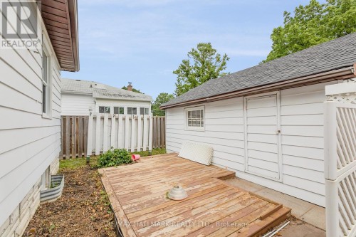 UPPER - 201 HIGH STREET , Whitby, Ontario L1N 5H5 4