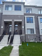 53 HELMKAY AVENUE  Richmond Hill, ON M4G 1J7