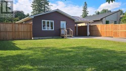 221 CASTLEFRANK ROAD  Ottawa, ON K2L 1T4