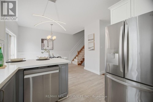 5 Westhampton Way, Hamilton, ON 