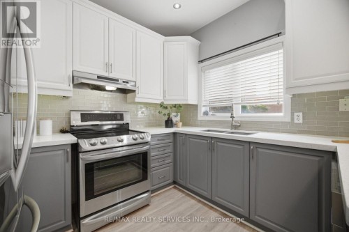 5 Westhampton Way, Hamilton, ON 