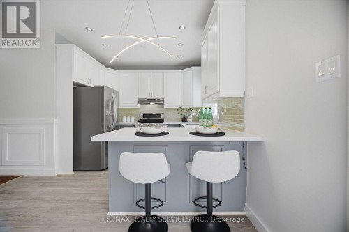 5 Westhampton Way, Hamilton, ON 